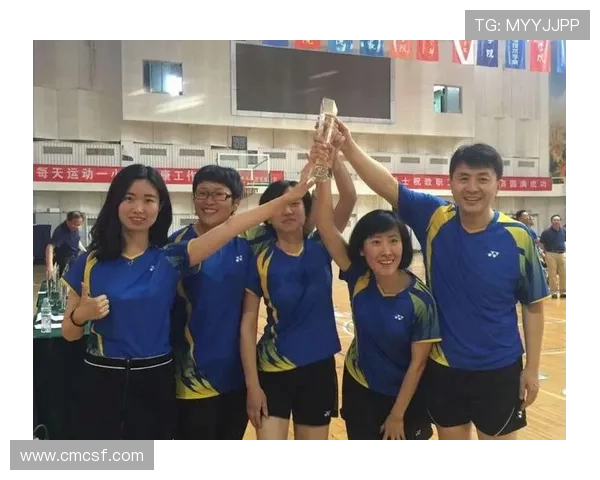 重庆排球队团队协作表现分析与提升策略探讨