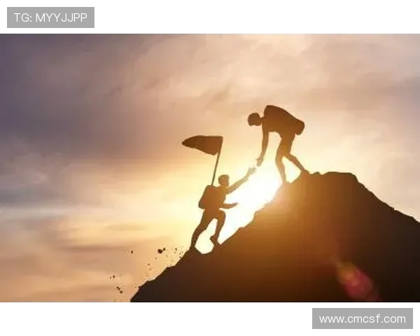 成都攀岩队团队协作模式深度解析与其他队伍的对比研究